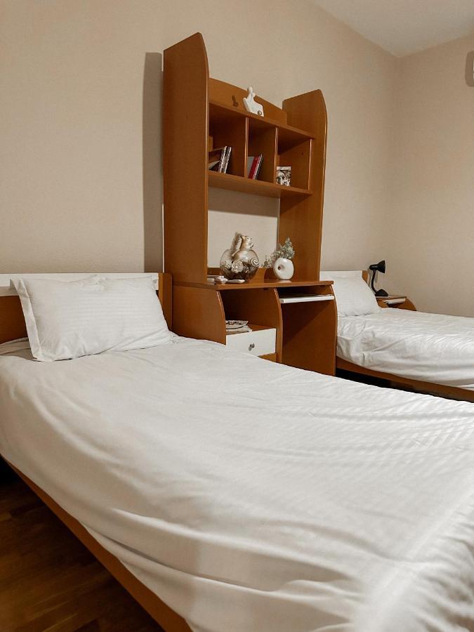 Villa Malo Guesthouse Korce Eksteriør billede